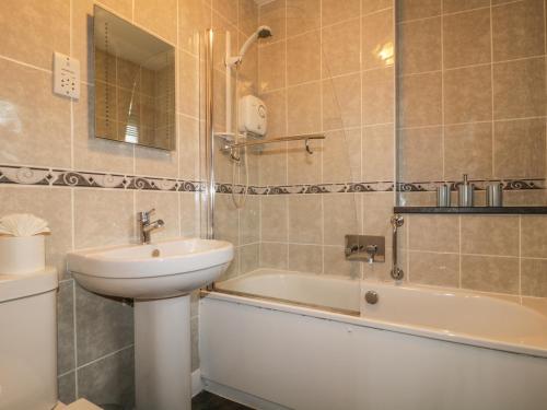 Ale Cottage - image 6