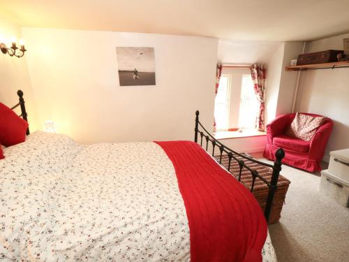 Holly Cottage Matlock - image 2
