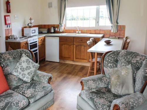 Meadow View Skegness - image 6