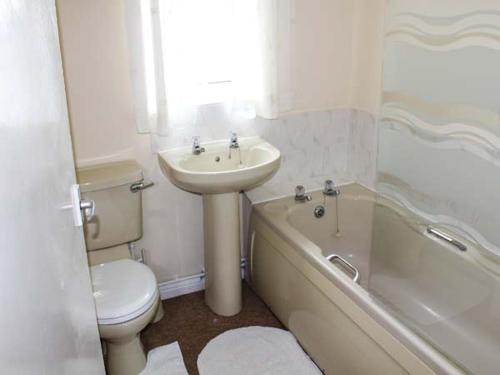 Meadow View Skegness - image 14