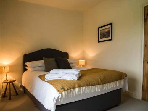 Beacon Cottage Ilkley - image 10