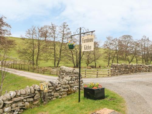 Shepherd's Cottage Middleton - image 2
