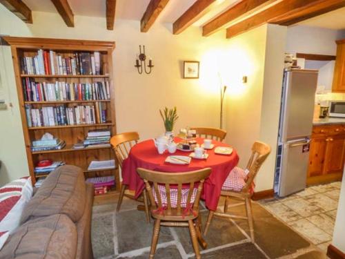 Ivy Cottage Scarborough - image 9