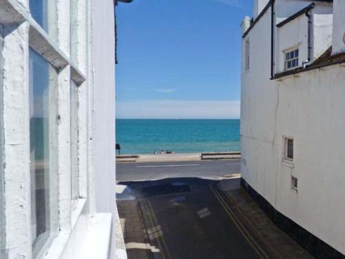 Seashell Cottage Deal - image 5
