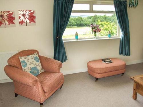 Croft View Leominster - image 3