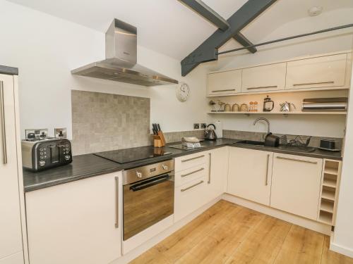 The Potting Shed Carnforth - image 9