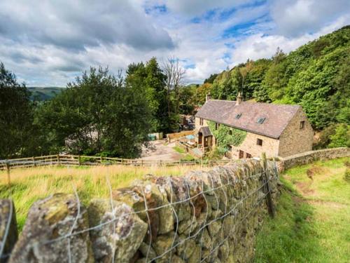 Birch Cottage, Hope Valley cottage Kinder Scout