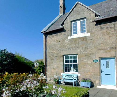 Corner Cottage - Amble