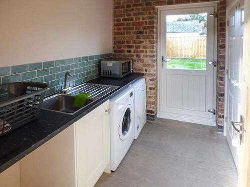 Rose Cottage Hereford - image 10