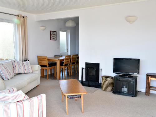 Treverrion St. Austell - image 11