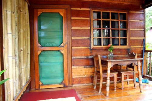 Deluxe Double Room with Balcony and Sea View image 6
