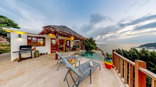 Balcony/terrace, The Fisherman's Villas in Sai Daeng Beach