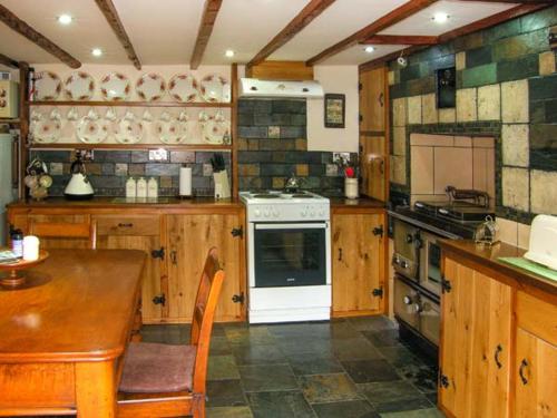 Johnny's Cottage Carmarthen - image 5