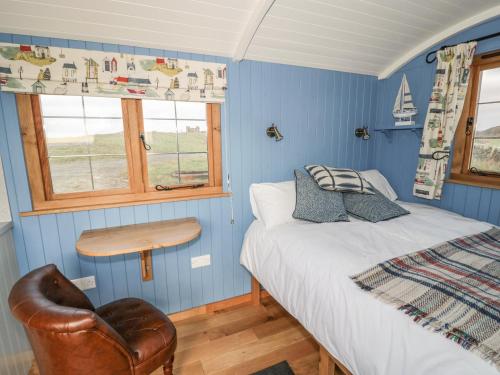 Cysgod y Bugail Holyhead - image 7