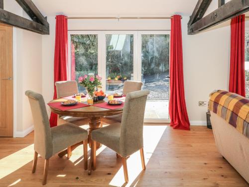 Zeal Cottage Crediton - image 5