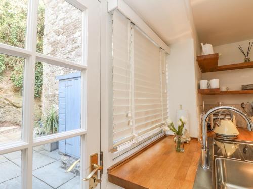 Sea Cliff Cottage - image 2