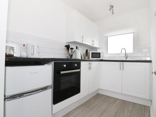 145 Sunbeach Chalet Great Yarmouth - image 8