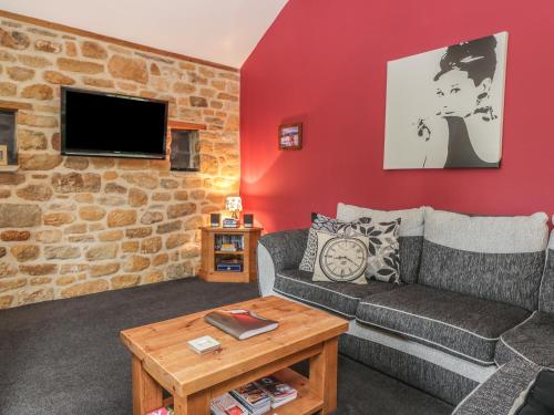 Little Byre Cottage Sutton - image 4