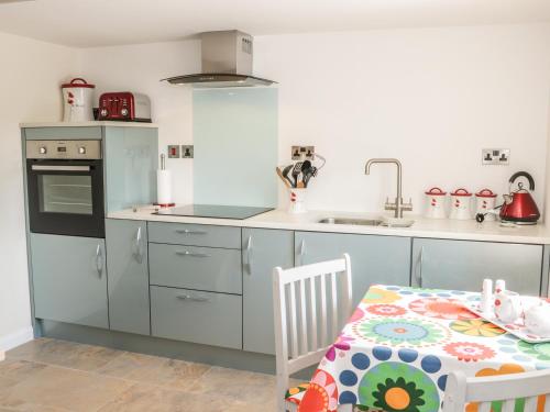 Craignant Warrant Oswestry - image 9