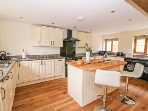 Pentre Fawr Llandrindod Wells - image 12
