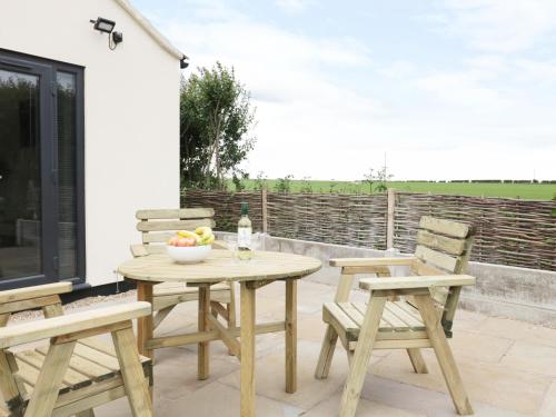 Fieldside Filey - main image