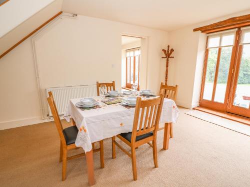 The Barn Crickhowell - image 6