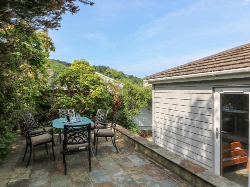 54 The Moorings Cardigan - image 11