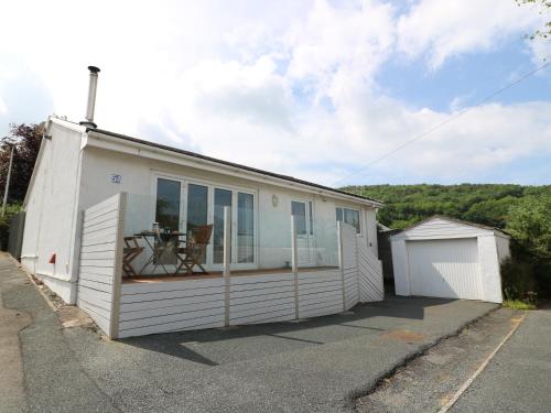 54 The Moorings Cardigan - image 5