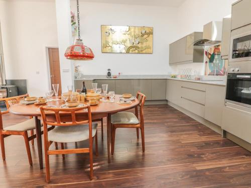 Chy Lagen Hos Newquay - image 14