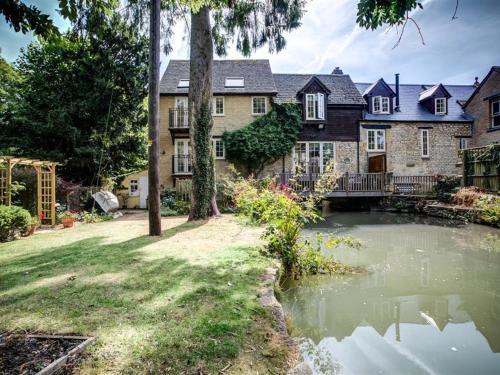 Lime Tree BURFORD - image 3