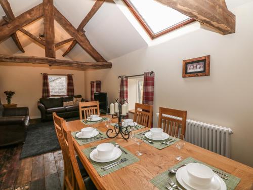 Dale View Farm in เอลตัน