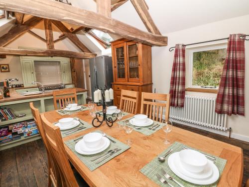 Dale View Farm in เอลตัน