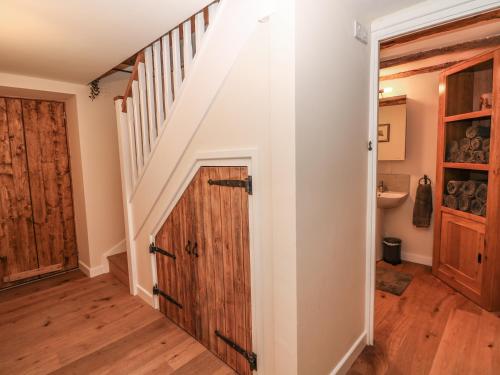 Dale View Farm in เอลตัน