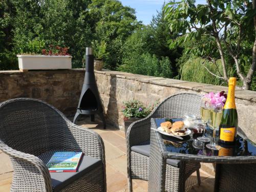 Sunnybrook Cottage Clitheroe - image 4