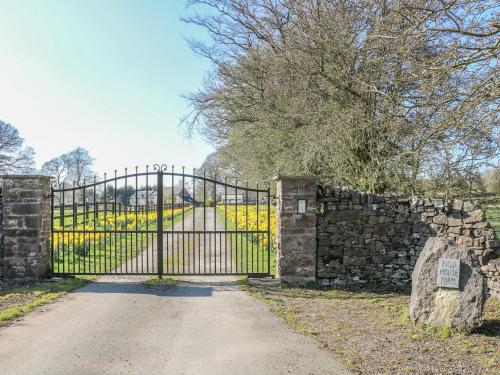 The Cottage Stoke-on-Trent - image 14