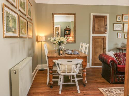 Londesborough Cottage in Seamer