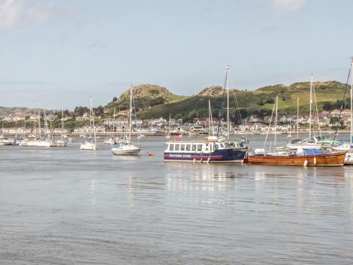 22 Uppergate Street Conwy - image 7
