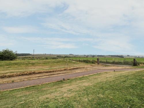 Apartment 8 Penrith - image 13