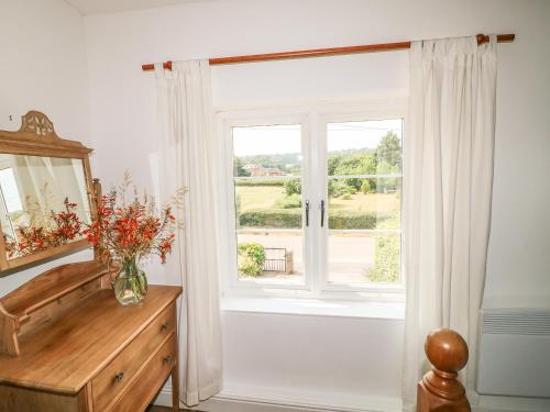 Callow Cottages Ashbourne - image 3