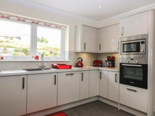 Burnside Cottage in Eyre