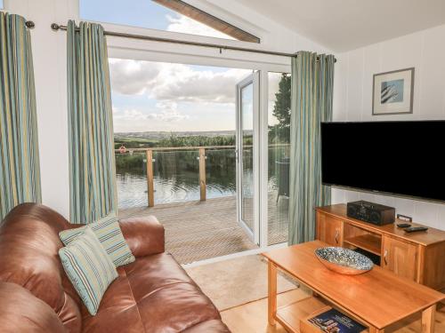 14 Faraway Fields Liskeard - main image