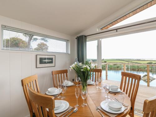 14 Faraway Fields Liskeard - image 10