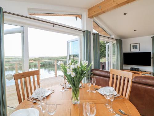 14 Faraway Fields Liskeard - image 11