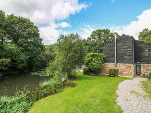 6 Streamside in Lanreath