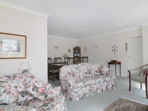 Sheila's Cottage Penryn - image 6