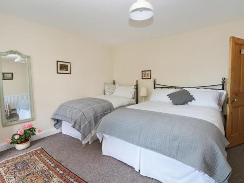 Godscroft Hall Frodsham - image 13