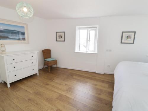 Waverley House Beaumaris - image 13