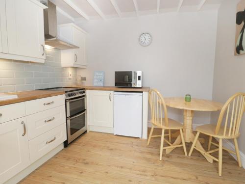Apple Tree Cottage Dorchester - main image