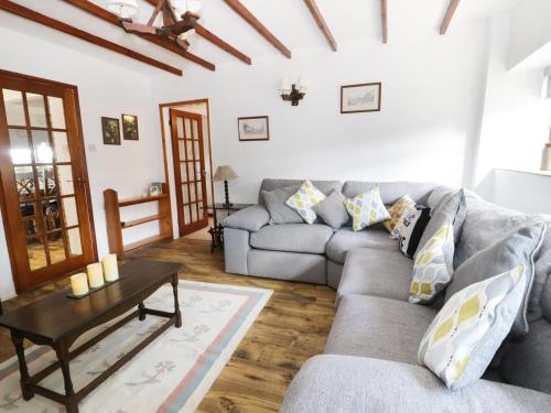 Garth Cottage Denbigh - image 5