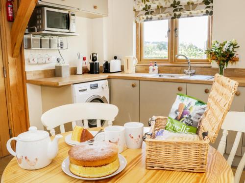 Acorn Cottage Ludlow - image 4